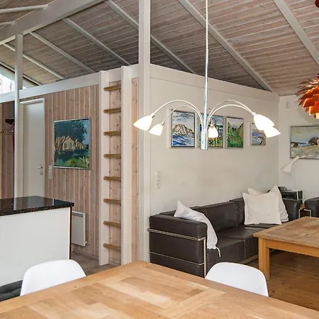 4 Star In Holiday home *