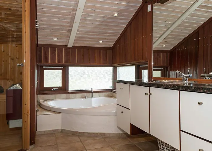 8 Person In Дом отдыха