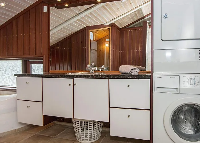 8 Person In Дом отдыха